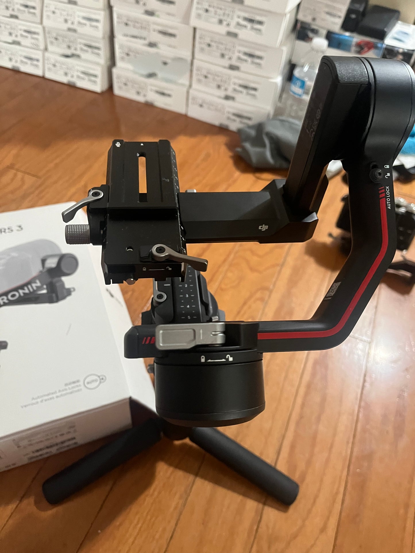 DJI RS 3 Gimbal Stabilizer