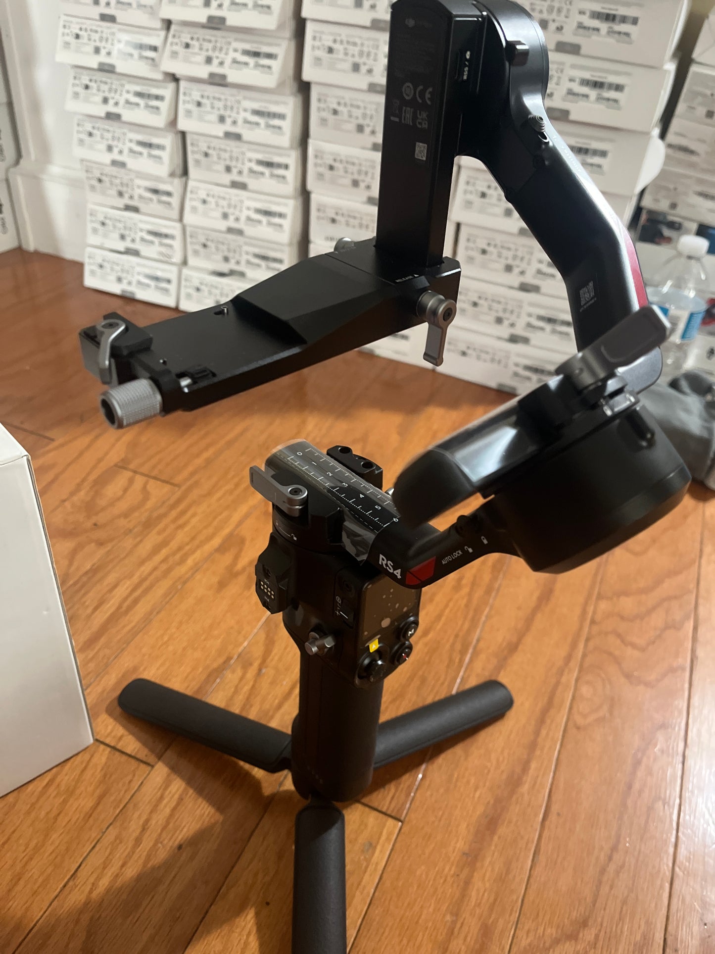 DJI RS 4 Gimbal Stabilizer