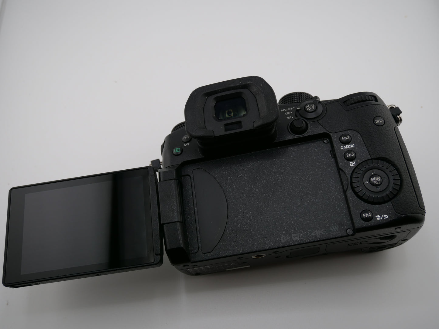 Like new Panasonic Lumix GH5 Mirrorless Camera Body Only